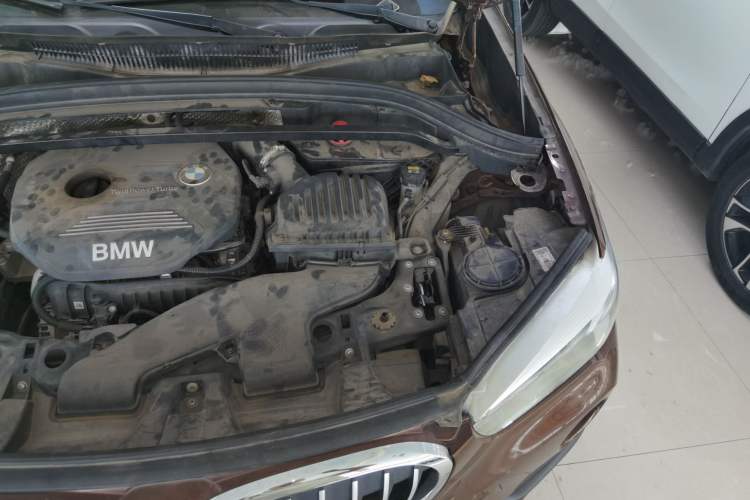 Used BMW X1 2016 sDrive18Li Fashion Model Engine Bay Left