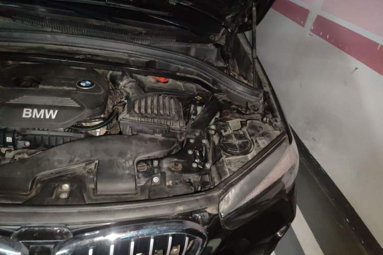 Used BMW X1 2016 sDrive18Li Fashion Model Engine Bay Left