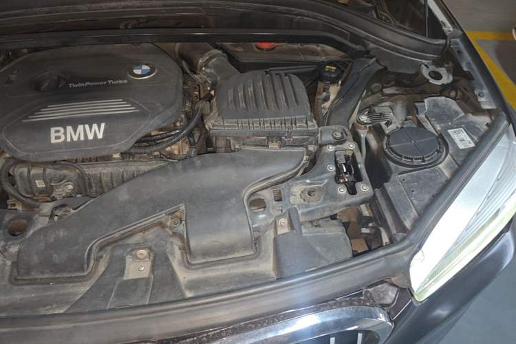 Used BMW X1 2016 sDrive18Li Fashion Model Engine Bay Left