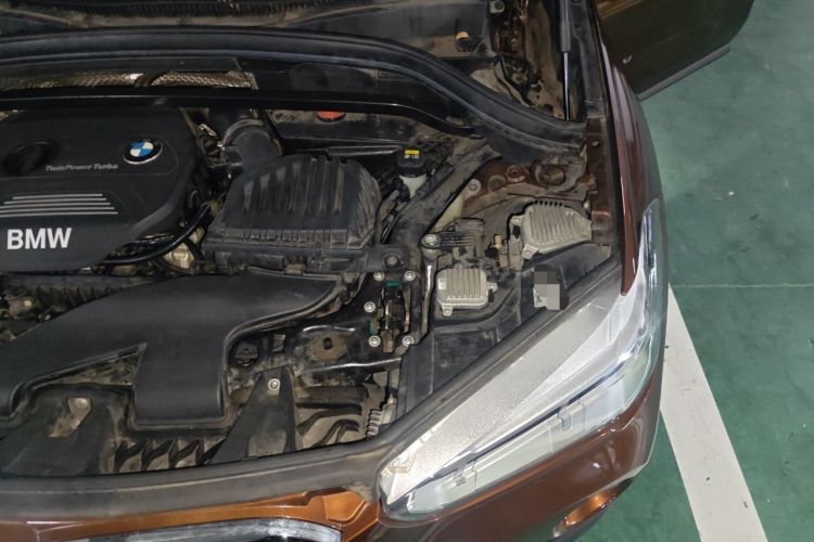 Used BMW X1 2016 sDrive18Li Fashion Model Engine Bay Left