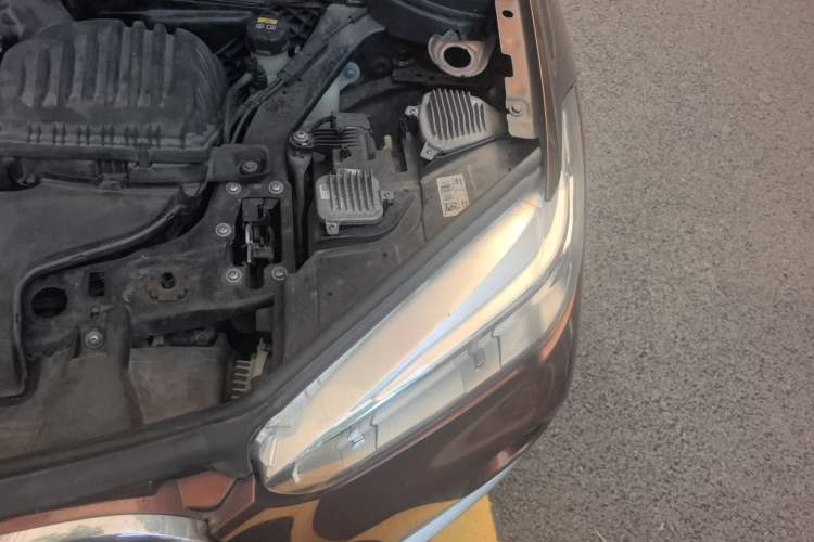 Used BMW X1 2016 xDrive25Li Luxury Model Engine Bay Left