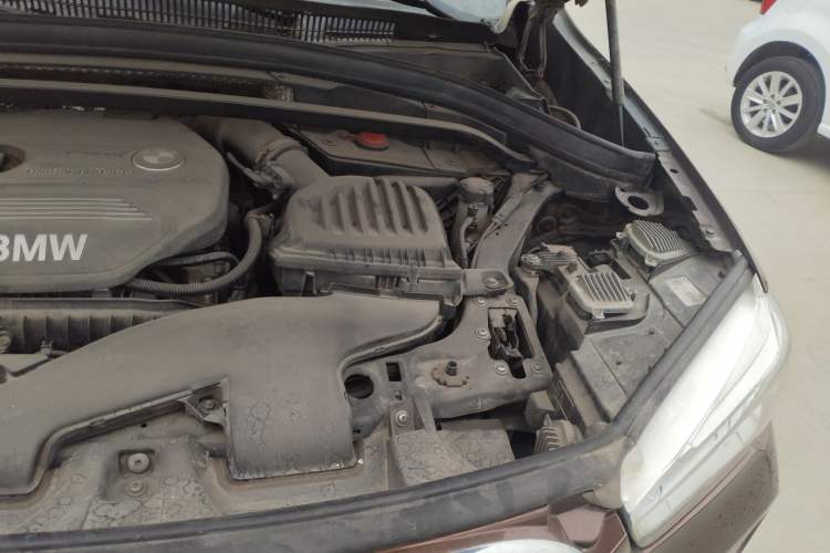 Used BMW X1 2016 sDrive18Li Premium Edition Engine Bay Left