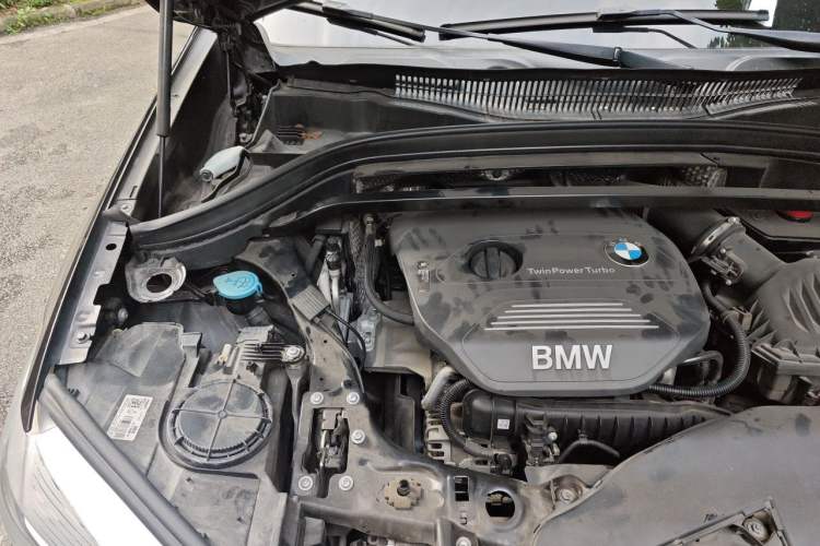 Used BMW X1 2016 sDrive18Li Fashion Model Engine Bay Right