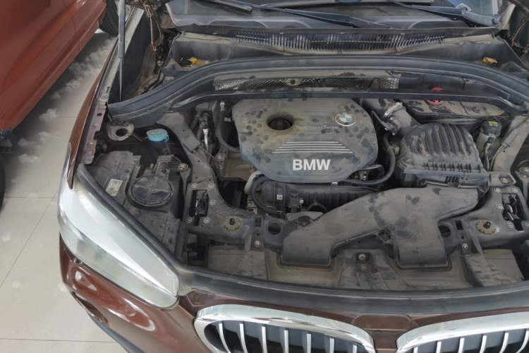 Used BMW X1 2016 sDrive18Li Fashion Model Engine Bay Right