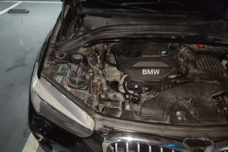 Used BMW X1 2016 sDrive18Li Fashion Model Engine Bay Right