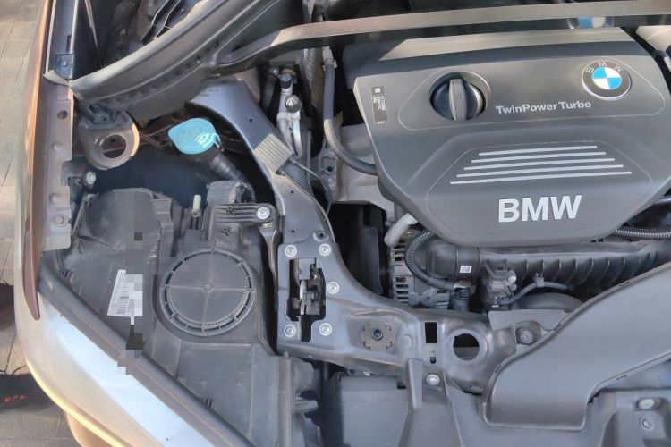 Used BMW X1 2016 sDrive18Li Fashion Model Engine Bay Right