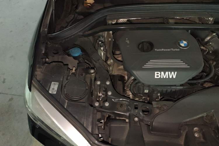 Used BMW X1 2016 sDrive18Li Fashion Model Engine Bay Right