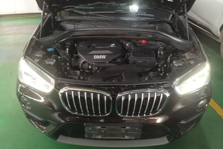 Used BMW X1 2016 sDrive18Li Premium Edition Engine Bay