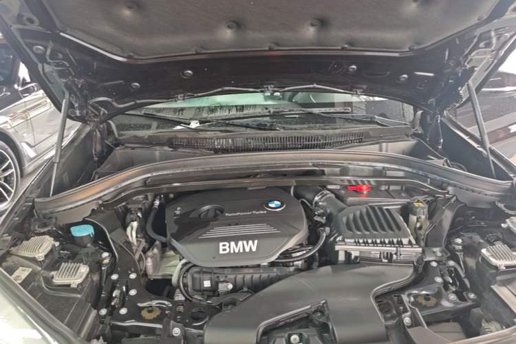 Used BMW X1 2016 sDrive18Li Premium Edition Engine Bay