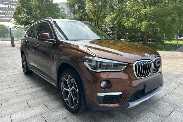 Used BMW X1 2016 xDrive20Li Luxury Model Exterior 2