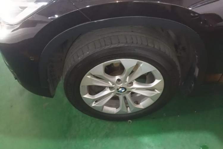 Used BMW X1 2016 sDrive18Li Premium Edition Exterior 4