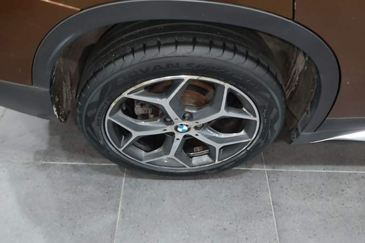 Used BMW X1 2016 sDrive20Li Luxury Model Exterior 5