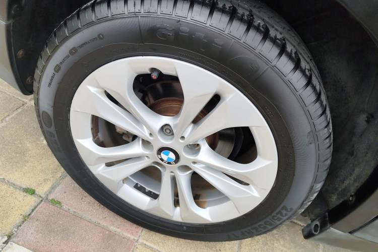 Used BMW X1 2016 sDrive18Li Premium Edition Exterior 5