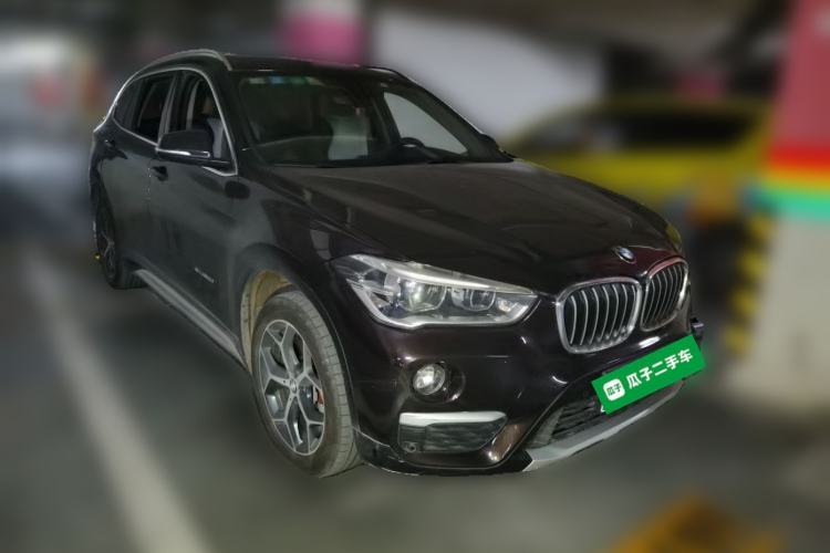 Used BMW X1 2016 sDrive20Li Luxury Model Front Right 45 Deg