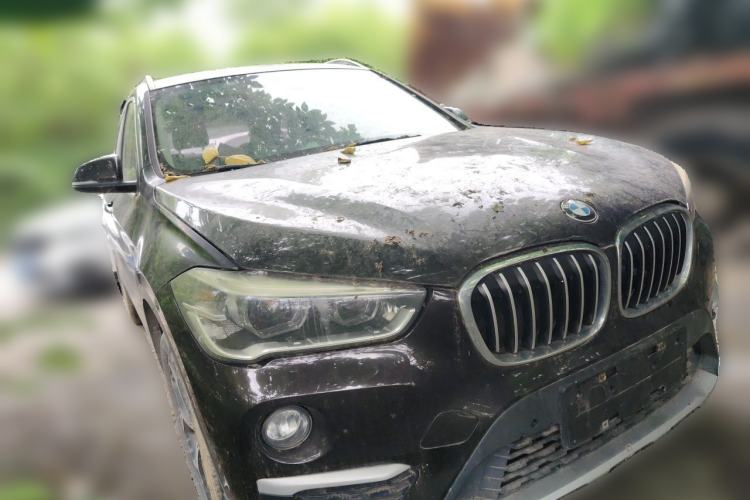 Used BMW X1 2016 sDrive18Li Premium Edition Front Right 45 Deg