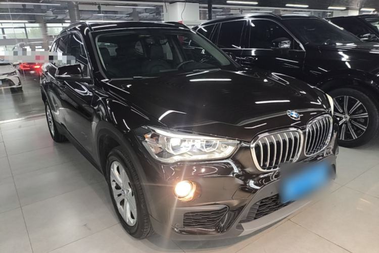 Used BMW X1 2016 sDrive18Li Premium Edition Front Right 45 Deg