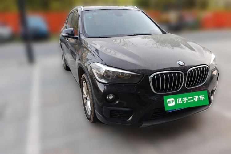 Used BMW X1 2016 sDrive18Li Fashion Model Front Right 45 Deg