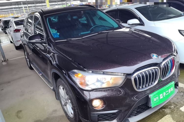 Used BMW X1 2016 sDrive18Li Fashion Model Front Right 45 Deg