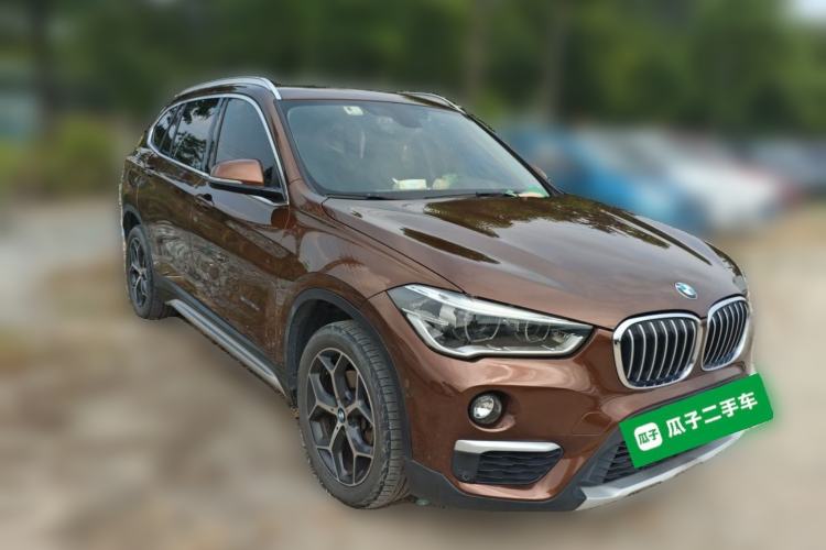 Used BMW X1 2016 sDrive18Li Luxury Model Front Right 45 Deg