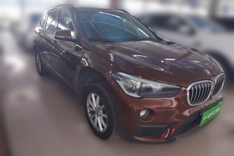 Used BMW X1 2016 sDrive18Li Fashion Model Front Right 45 Deg