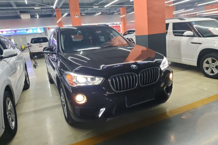 Used BMW X1 2016 sDrive18Li Premium Edition Front Right 45 Deg