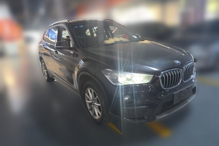 Used BMW X1 2016 sDrive18Li Fashion Model Front Right 45 Deg