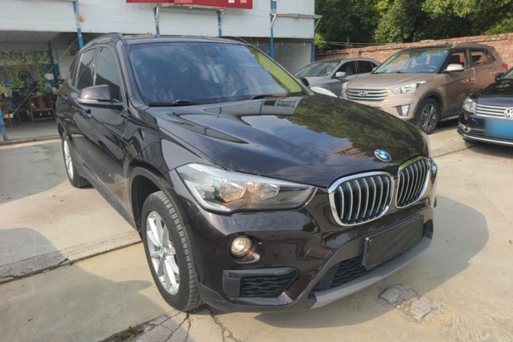 Used BMW X1 2016 sDrive18Li Fashion Model Front Right 45 Deg