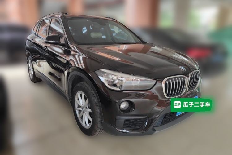 Used BMW X1 2016 sDrive18Li Fashion Model Front Right 45 Deg