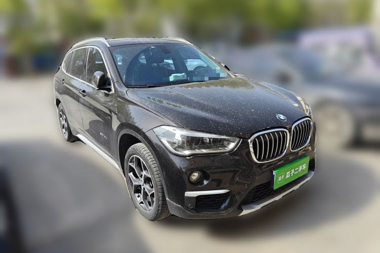 Used BMW X1 2016 sDrive18Li Luxury Model Front Right 45 Deg