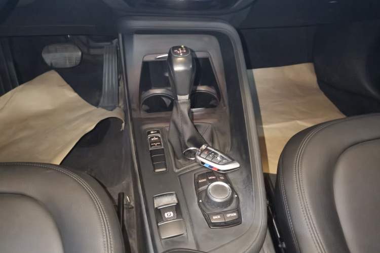 Used BMW X1 2016 sDrive18Li Fashion Model Gear Lever