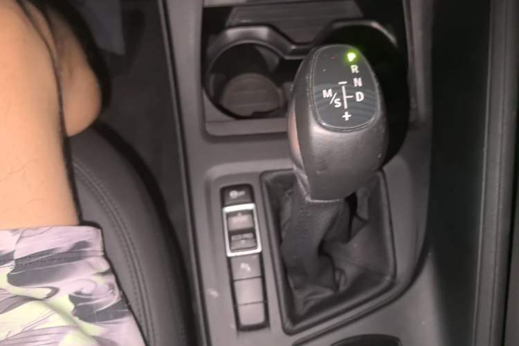 Used BMW X1 2016 sDrive18Li Premium Edition Gear Lever