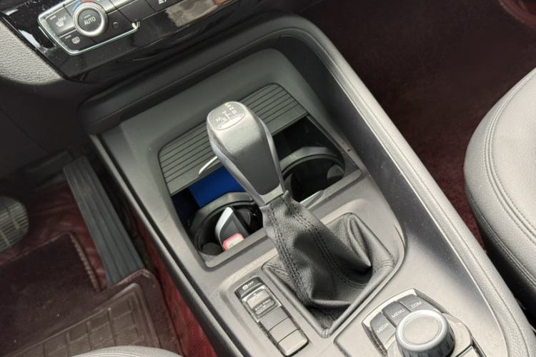 Used BMW X1 2016 sDrive18Li Fashion Model Gear Lever