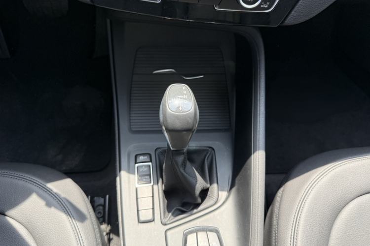 Used BMW X1 2016 sDrive18Li Fashion Model Gear Lever