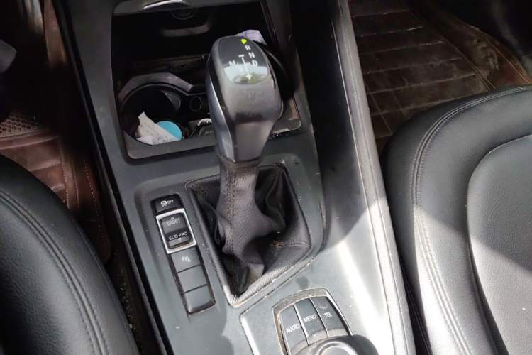 Used BMW X1 2016 sDrive18Li Premium Edition Gear Lever