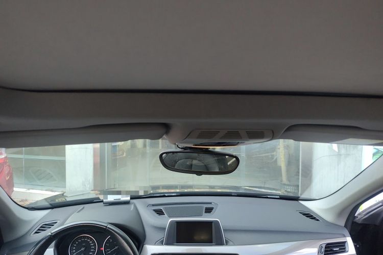 Used BMW X1 2016 sDrive20Li Luxury Model Headliner