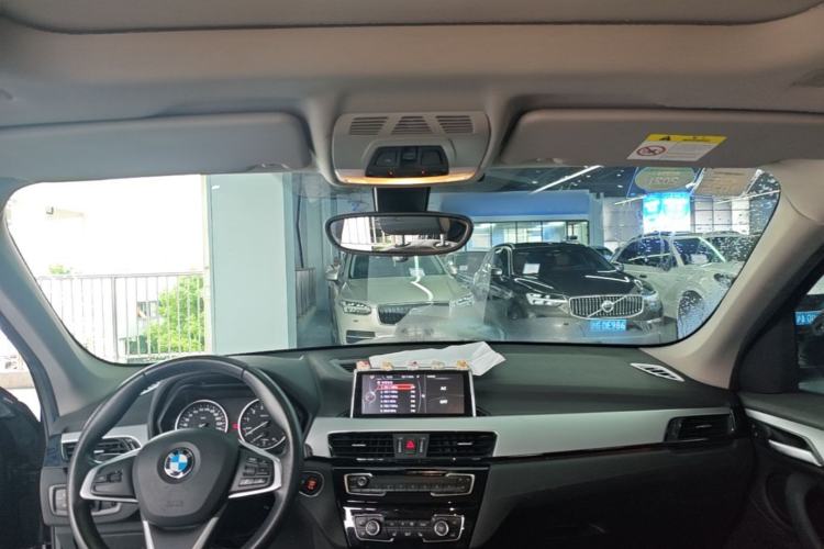 Used BMW X1 2016 sDrive18Li Premium Edition Headliner
