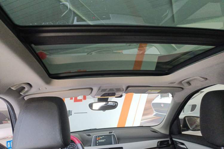 Used BMW X1 2016 sDrive18Li Premium Edition Headliner