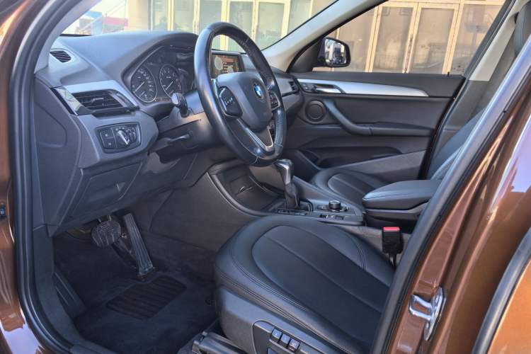 Used BMW X1 2016 sDrive18Li Fashion Model Interior 1