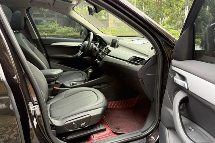 Used BMW X1 2016 sDrive18Li Fashion Model Interior 1