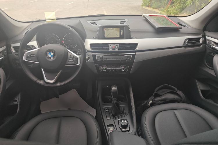 Used BMW X1 2016 sDrive18Li Premium Edition Interior 2