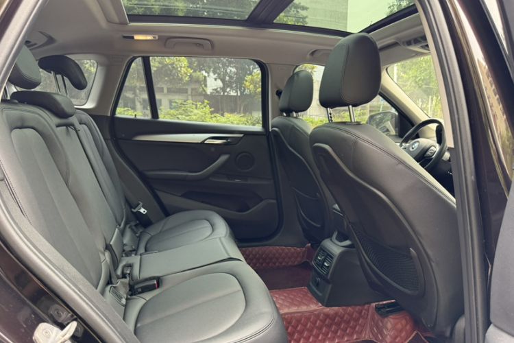 Used BMW X1 2016 sDrive18Li Fashion Model Interior 2