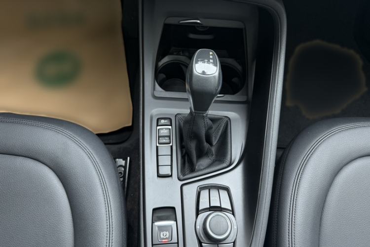 Used BMW X1 2016 sDrive18Li Fashion Model Interior 2