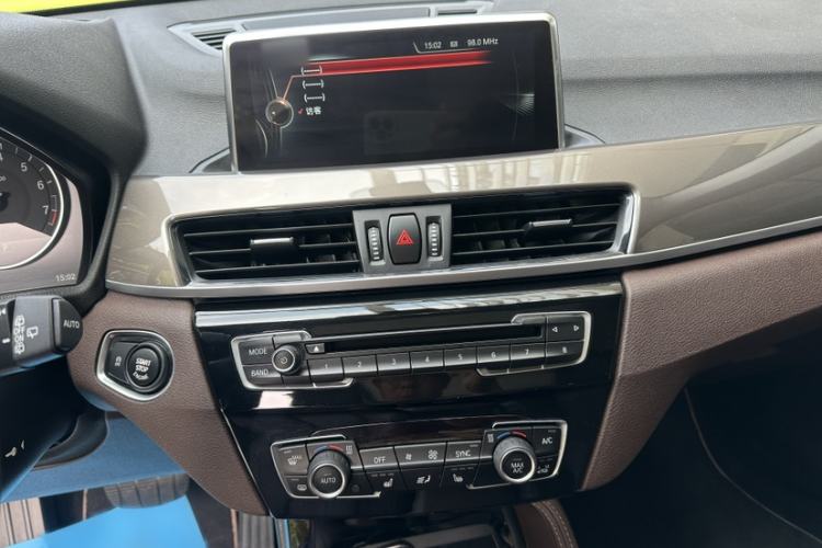 Used BMW X1 2016 xDrive20Li Luxury Model Interior 3
