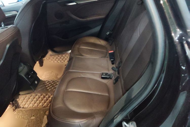 Used BMW X1 2016 sDrive20Li Luxury Model Interior 4
