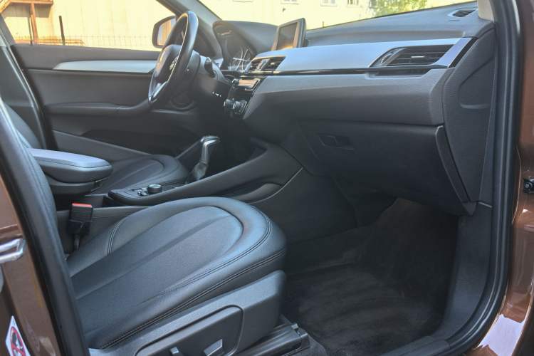 Used BMW X1 2016 sDrive18Li Fashion Model Interior 4