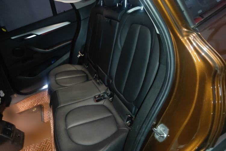 Used BMW X1 2016 sDrive18Li Fashion Model Interior 4