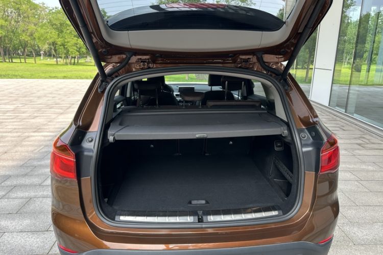 Used BMW X1 2016 xDrive20Li Luxury Model Interior 9