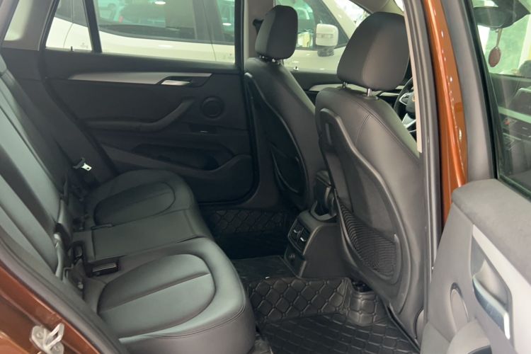 Used BMW X1 2016 sDrive18Li Premium Edition Interior 9