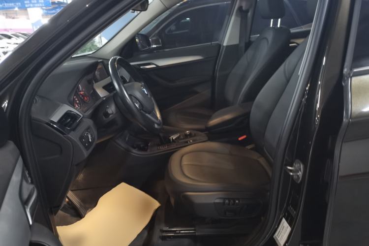 Used BMW X1 2016 sDrive18Li Fashion Model Left Front Seat
