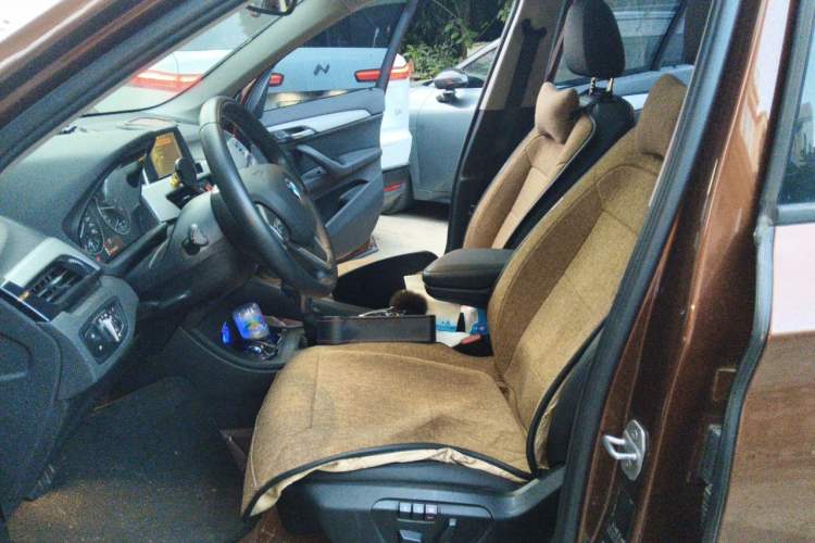 Used BMW X1 2016 sDrive18Li Fashion Model Left Front Seat